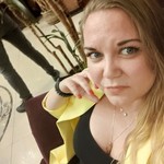 Natali, 37