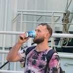 Dima, 35