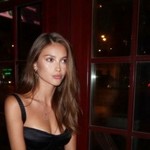 Elisabeth, 27