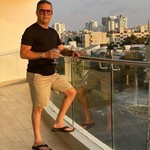 Karlos, 57
