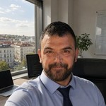 Maksim, 38