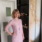 Elena, 50