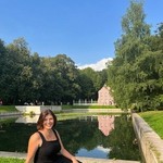 Galina, 43 (1 , 0 )